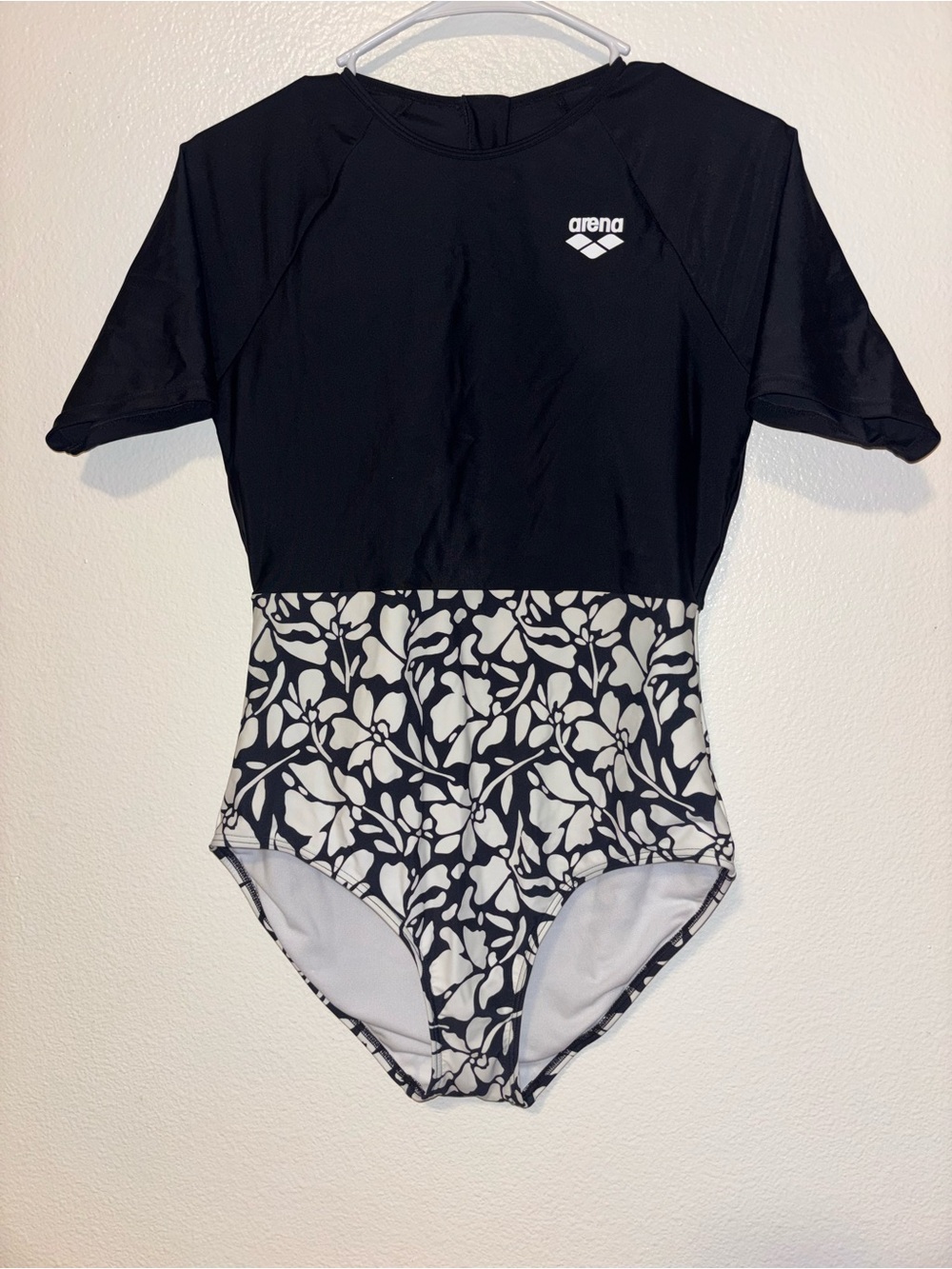 Arena Black Floral Short-Sleeve One-Piece Swimsuit - Picture 4 of 5